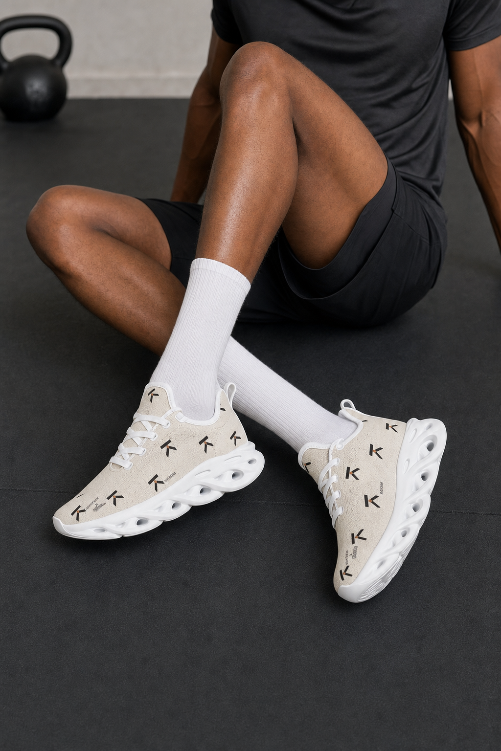 KYNDEO Core Sneaker - Ivory Runner