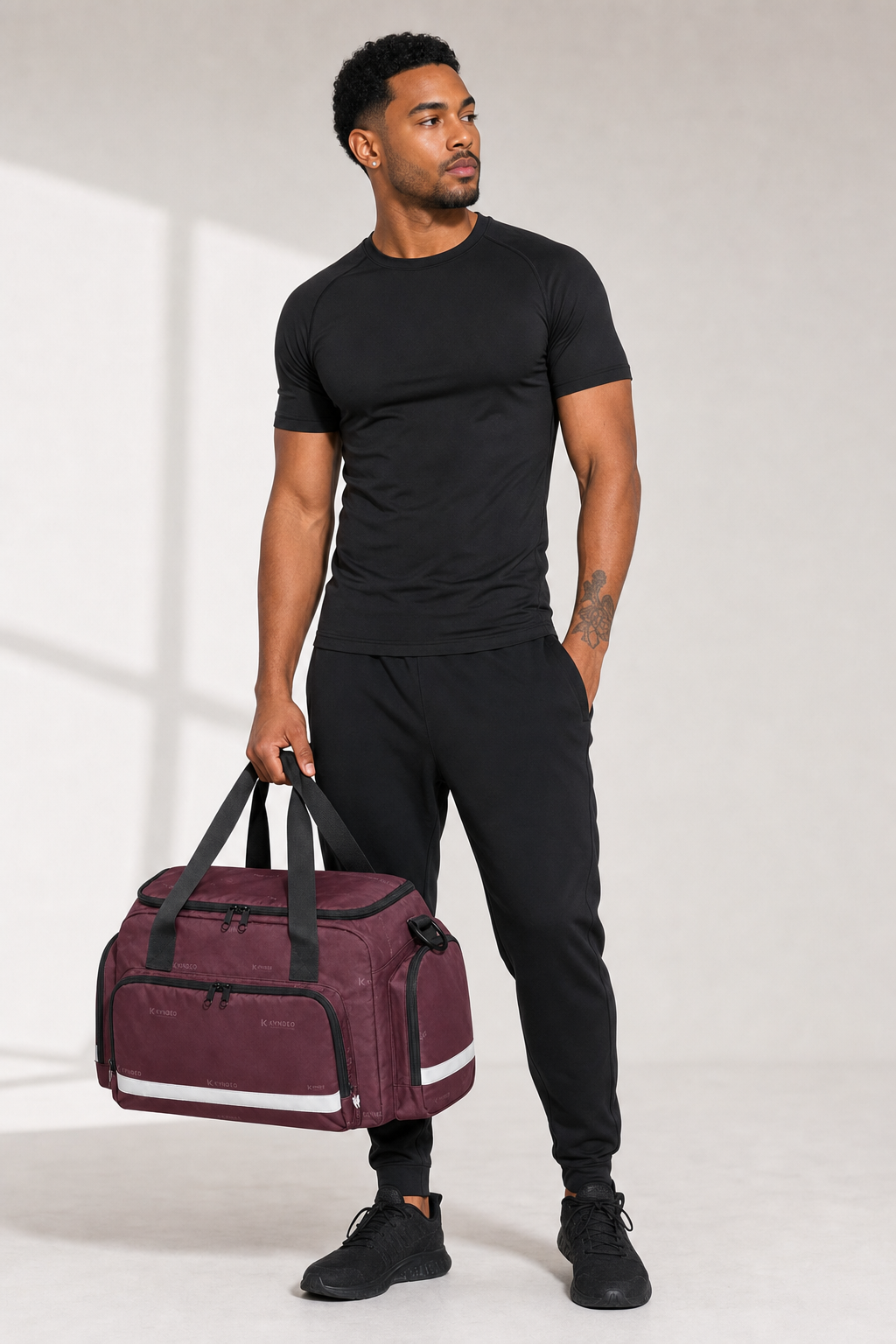 KYNDEO Onyx Utility Bag - Oxblood